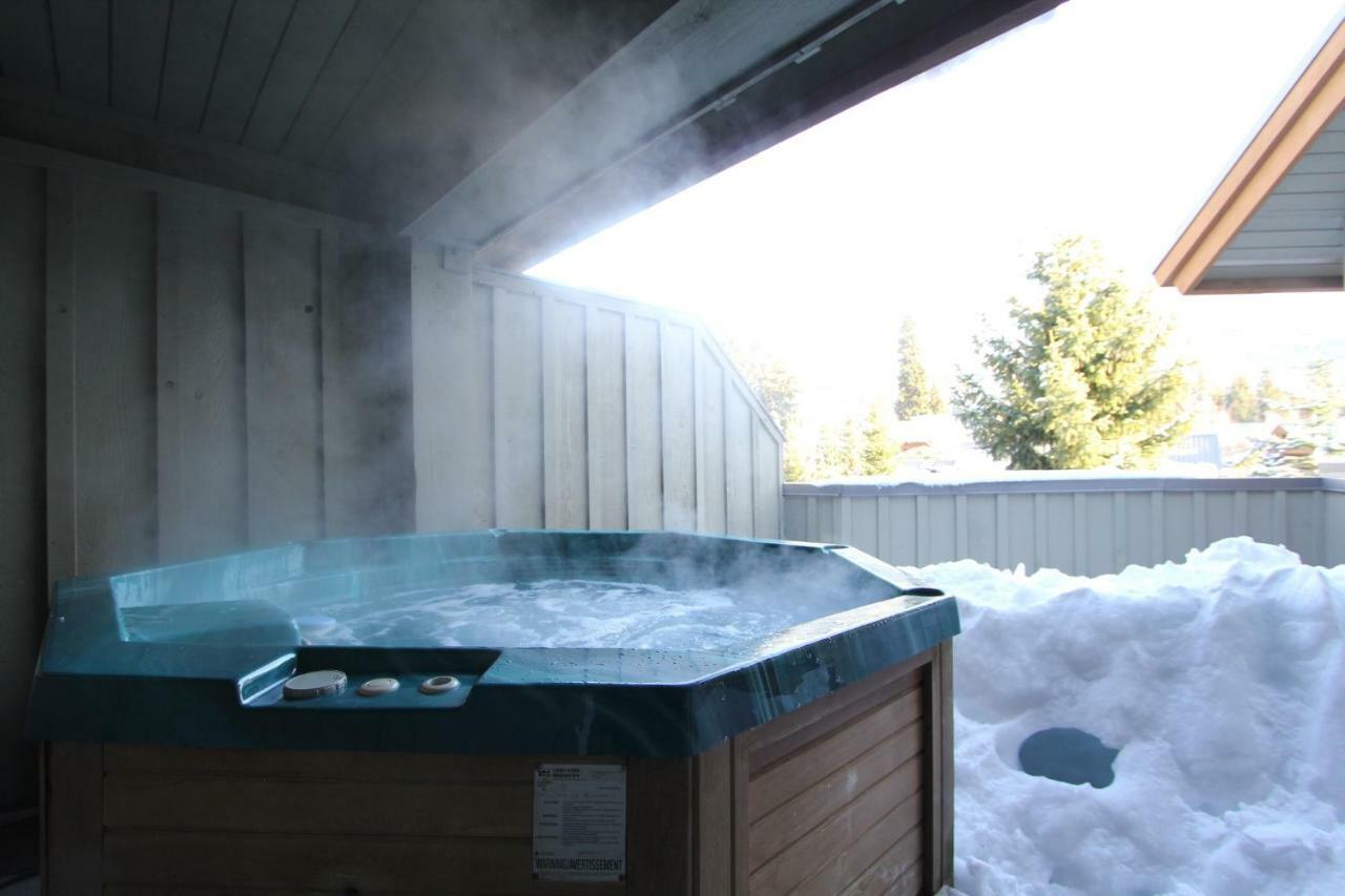 Glacier'S Reach By Whistler Retreats Exterior photo
